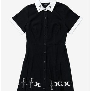 The Craft Dagger Collar Button-Front Dress